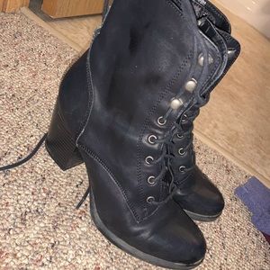 Women’s boots